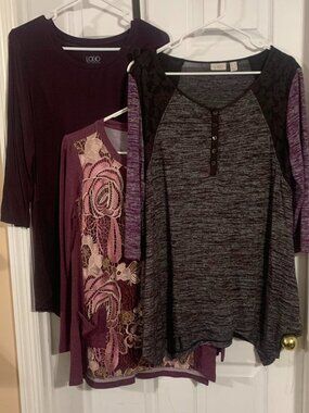 LOGO by Lori Goldstein Lot of 3 Women's Multi T-shirt